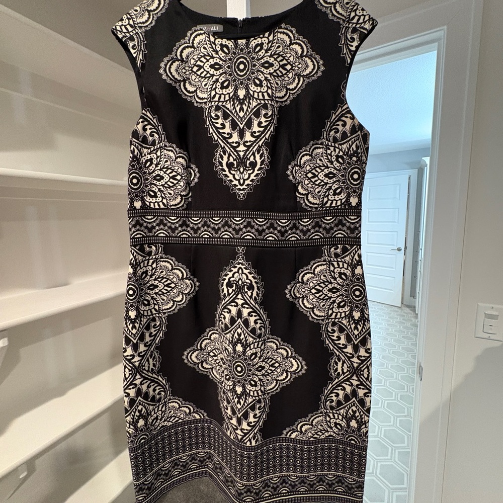 Roz & Ali Black and Cream Midi Dress